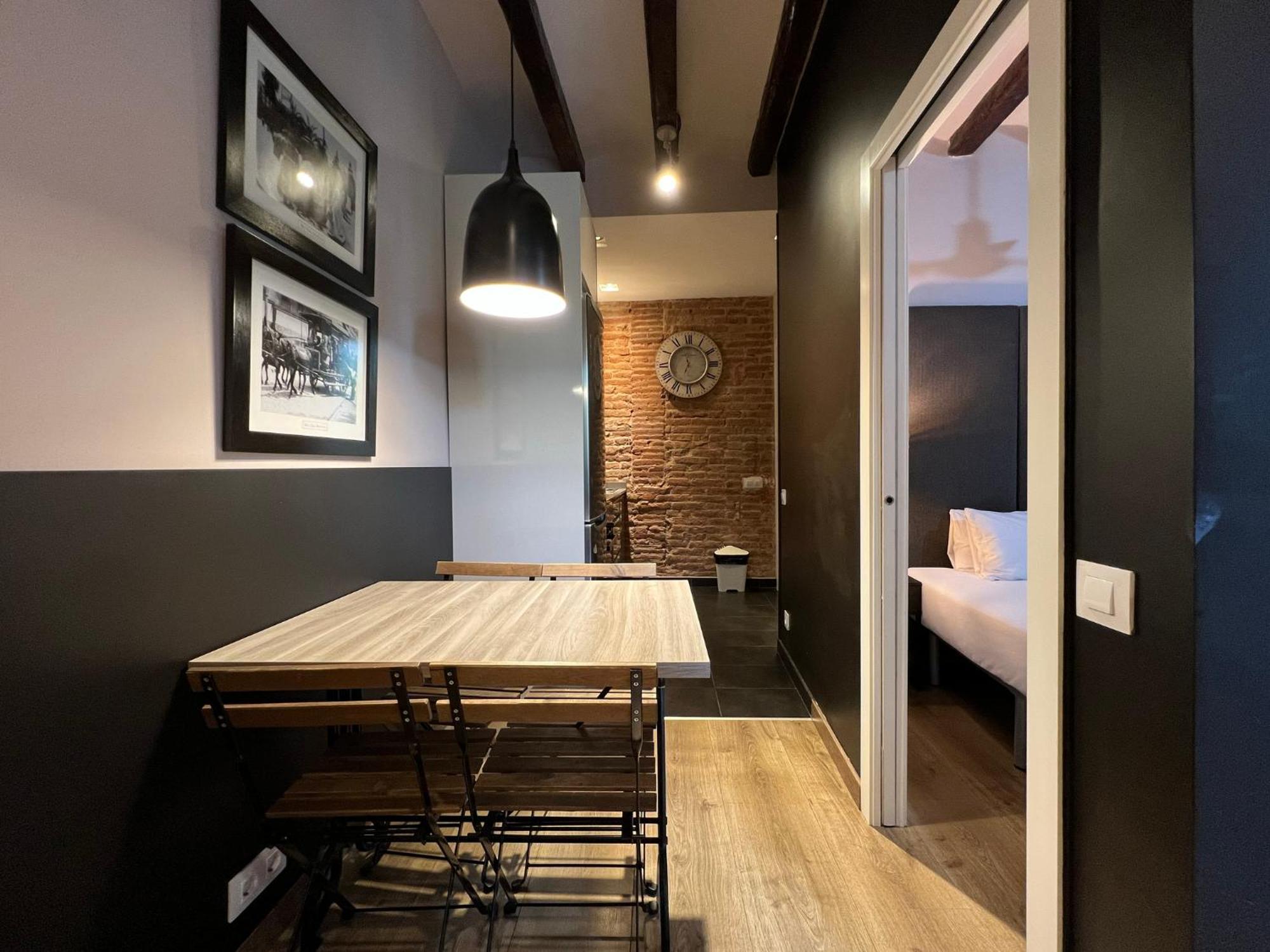 Stay U-Nique Apartments Est Barcelona Bagian luar foto
