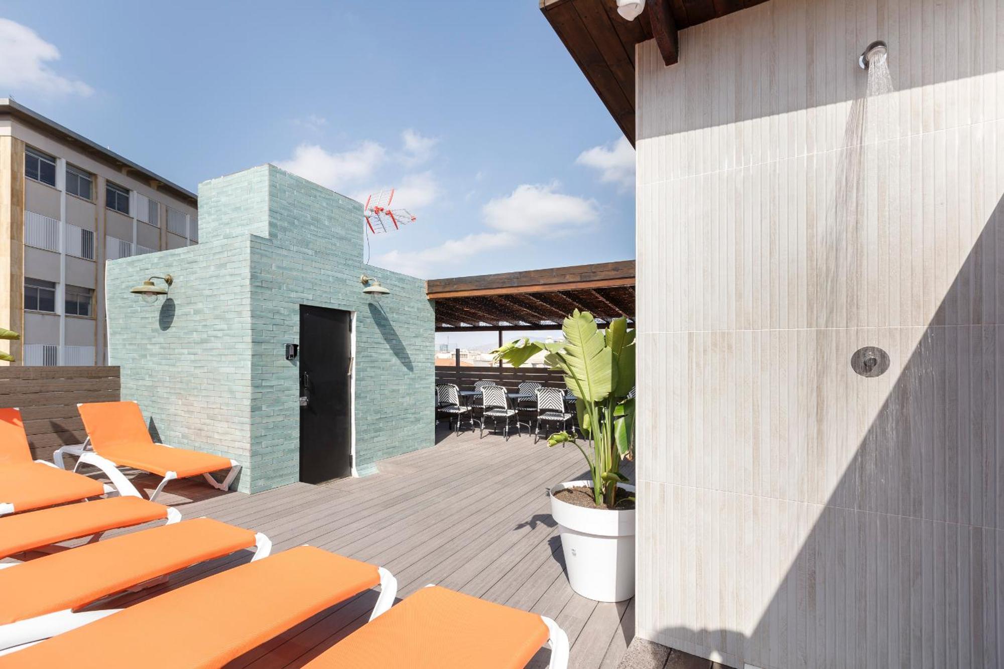 Stay U-Nique Apartments Est Barcelona Bagian luar foto